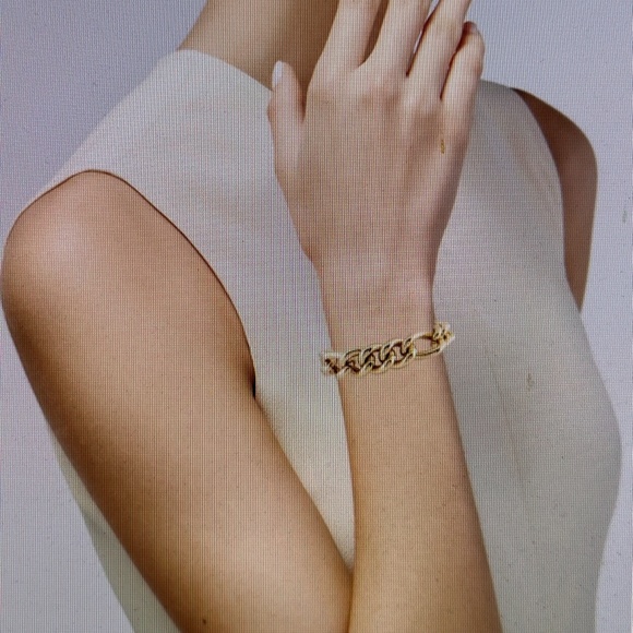 Christian Dior Gold Plated Metal Heavy Chain Link Bracelet. - Vtg. 90s - Picture 3 of 10